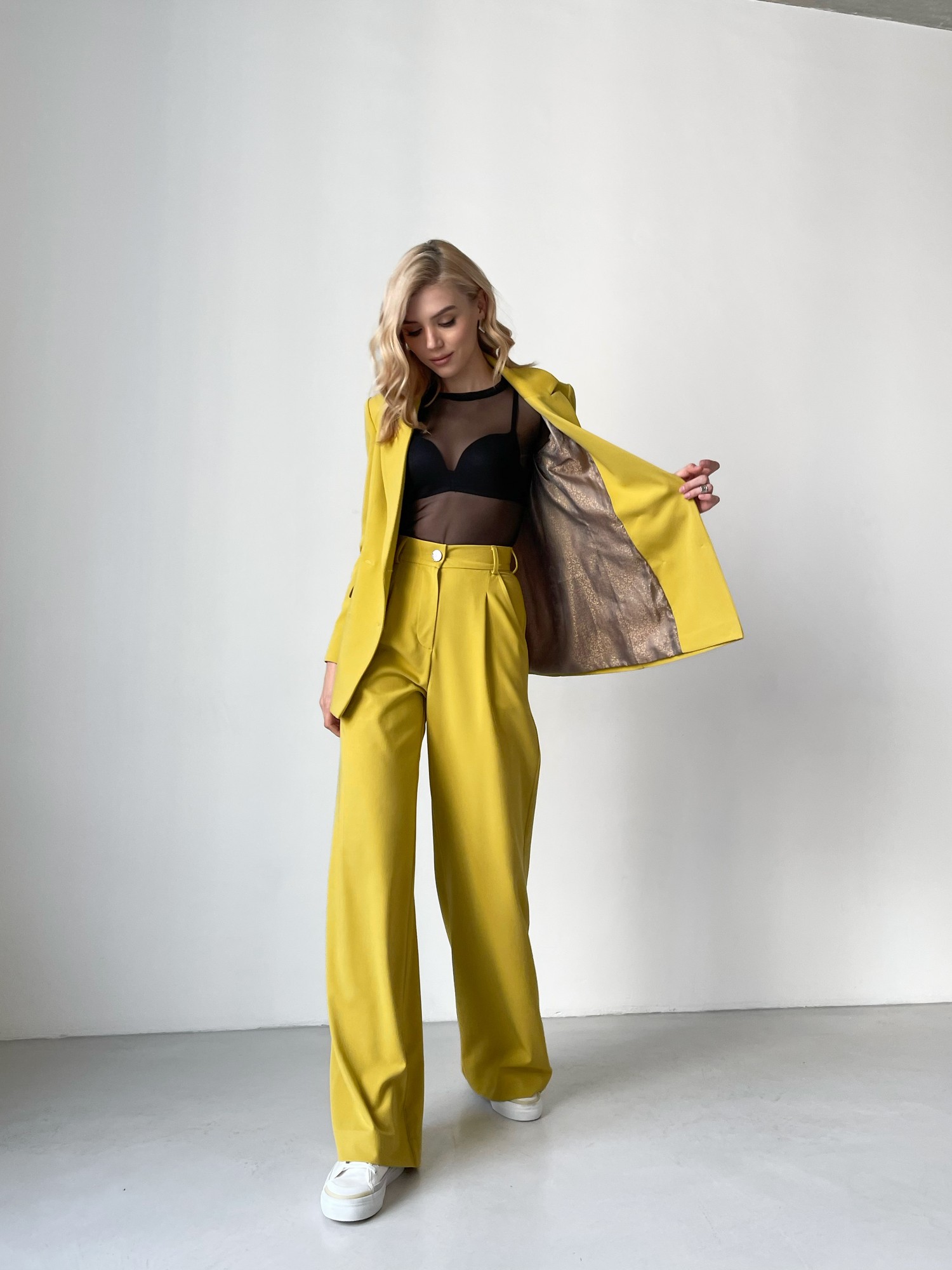 Mustard Yellow - The Style Contour