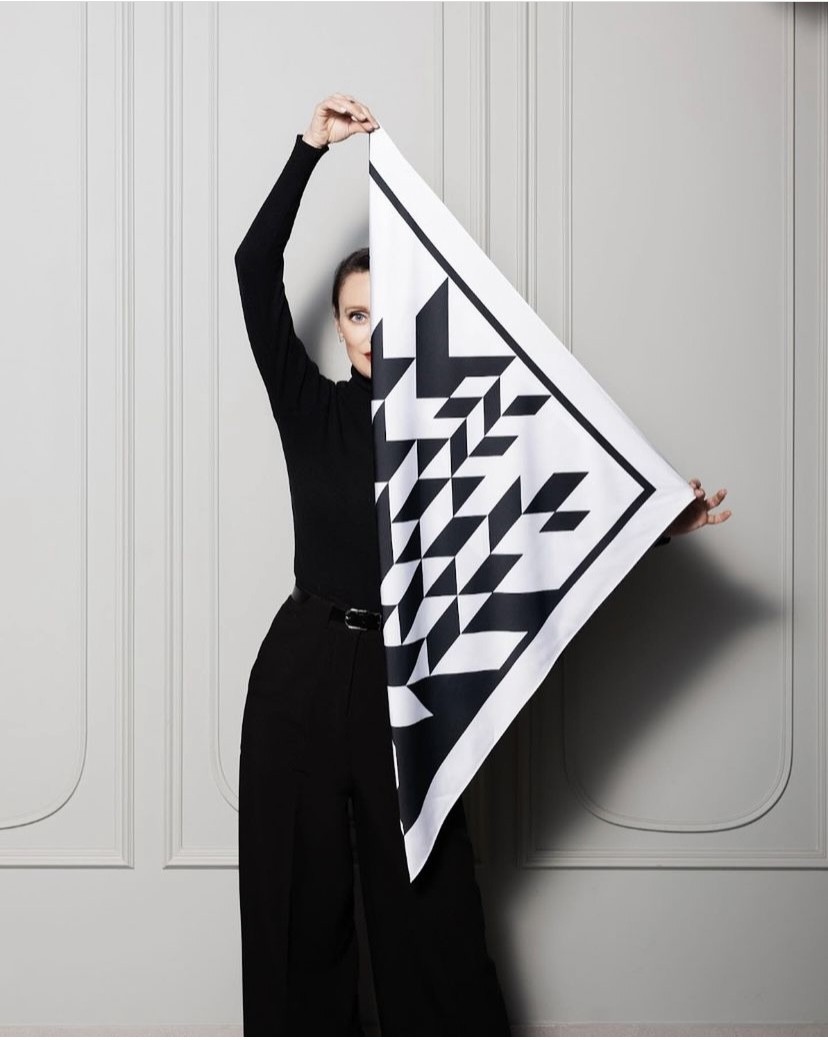Scarf "Carpathians" Size 70*70 cm black and white silk shawl from Ukraine