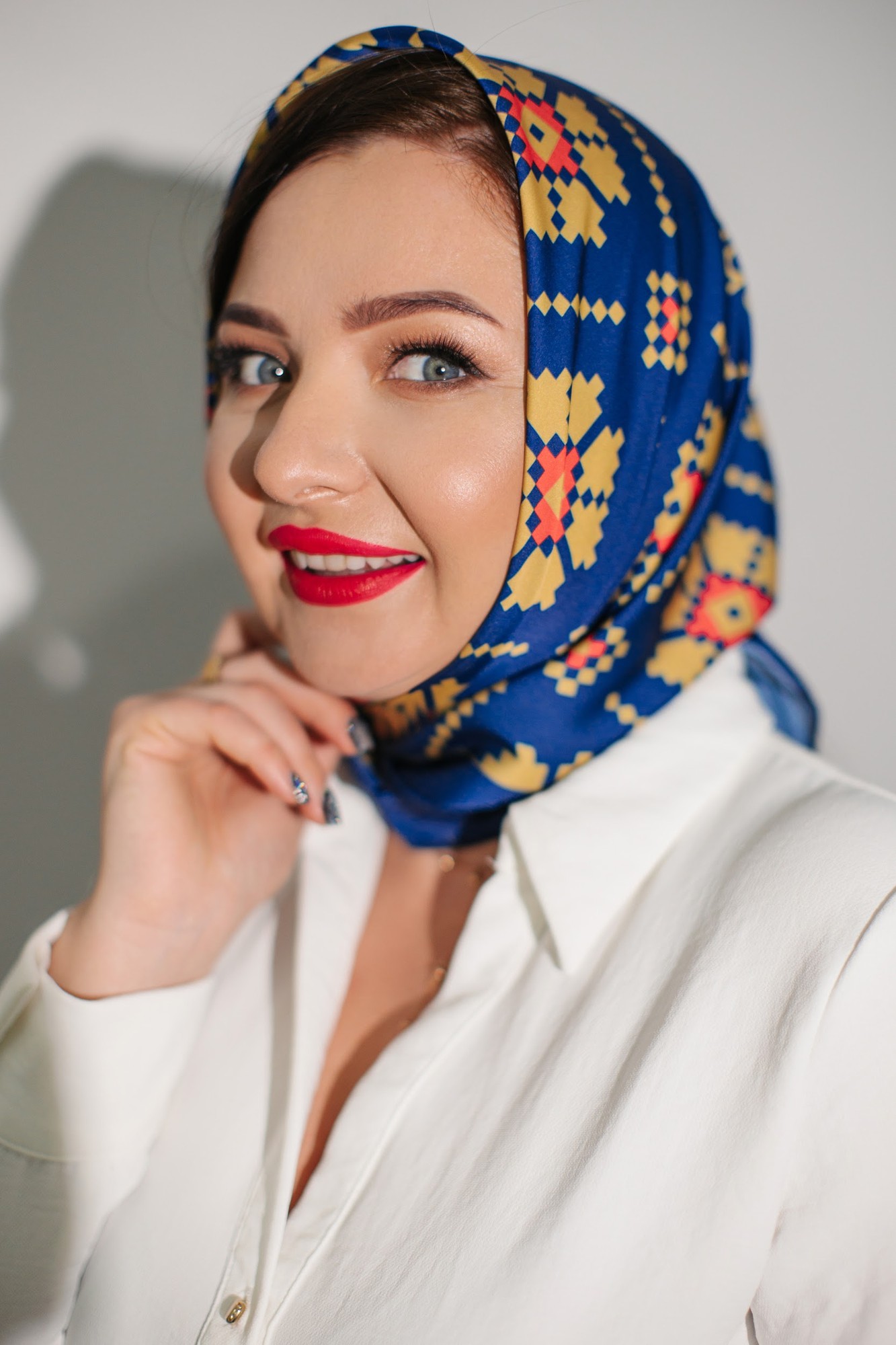 Scarf "Shpalta" Size 70*70 cm silk shawl from Ukraine