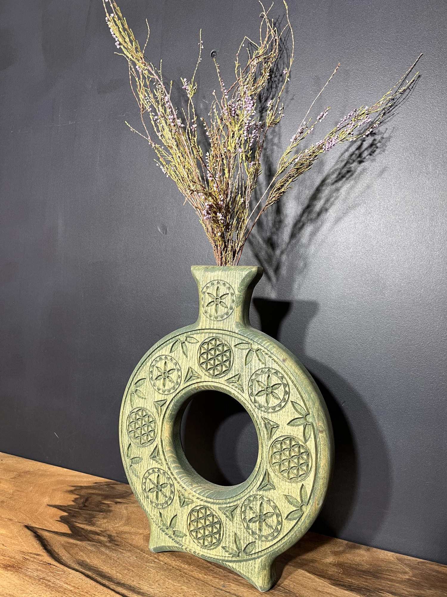 Design vase for dried flowers Dazhbog