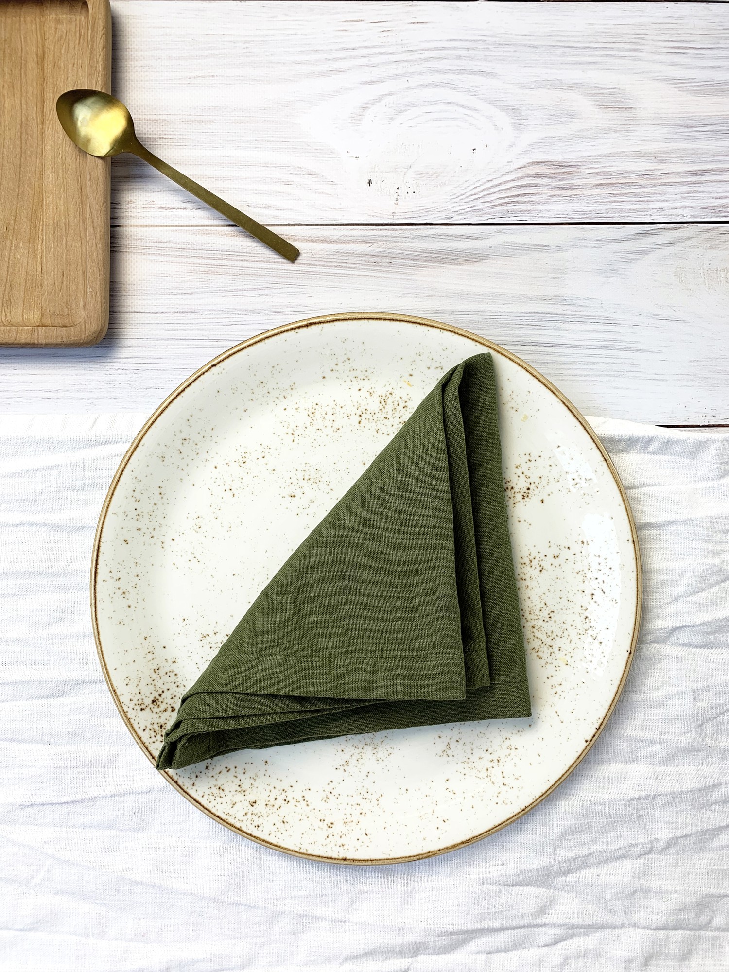 Set of 2 Moss Forest green Cloth Napkins for Weddings and Dinners - 10'' x 10'' (25 x 25 cm)