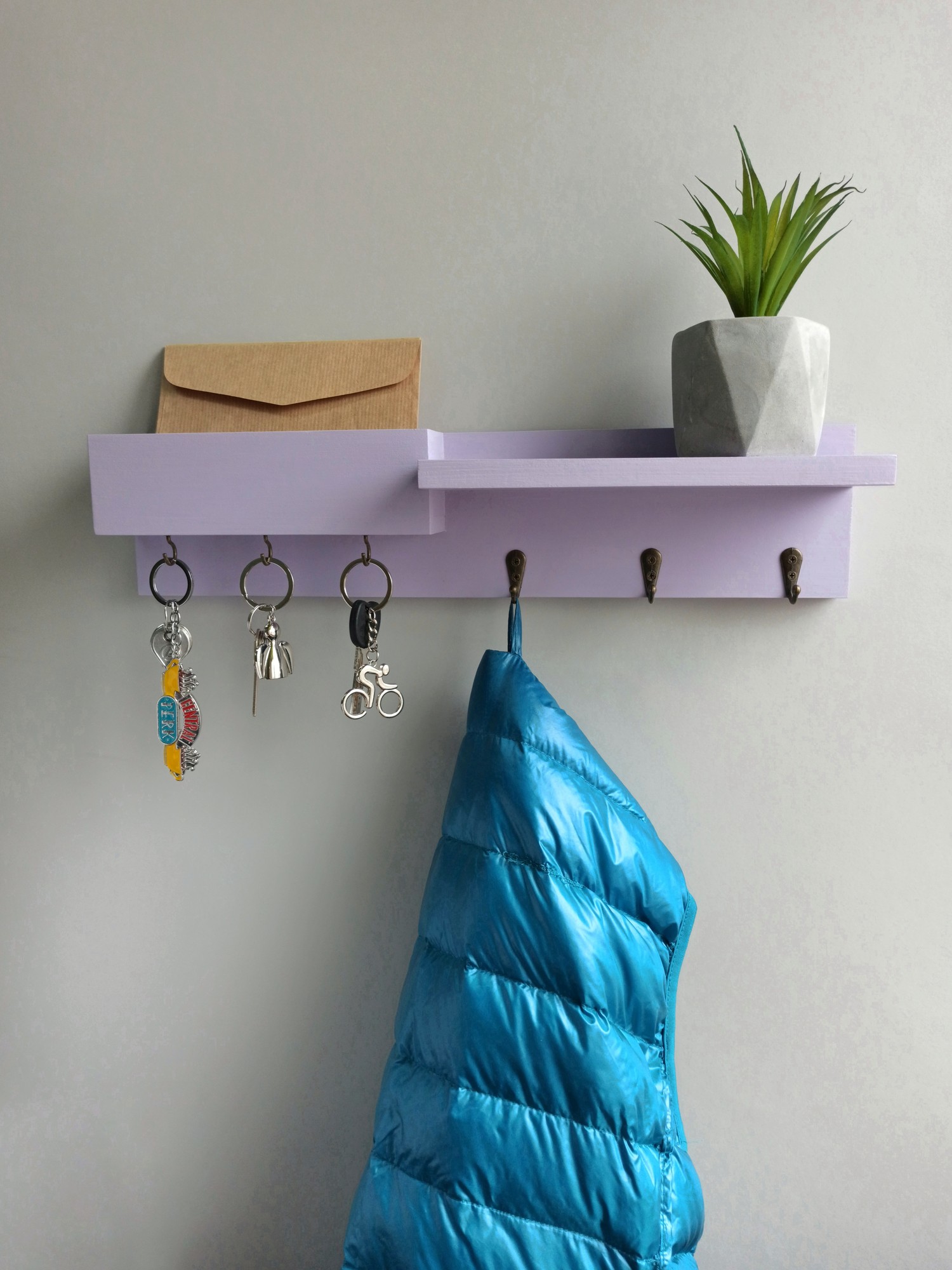 Wooden wall key rack 38236 from Wooding with donate to u24