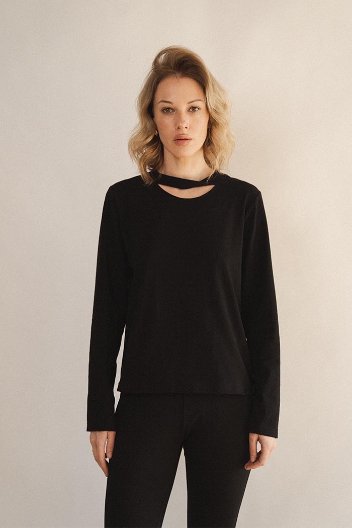 Twisted neck cutout cotton longsleeve in black