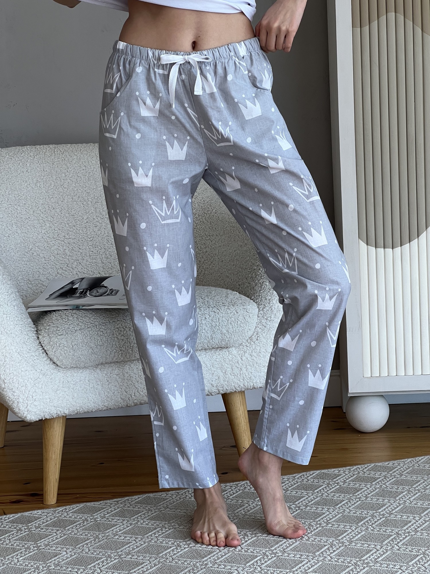 Women's COZY calico pajama pants gray with white Crowns C211P