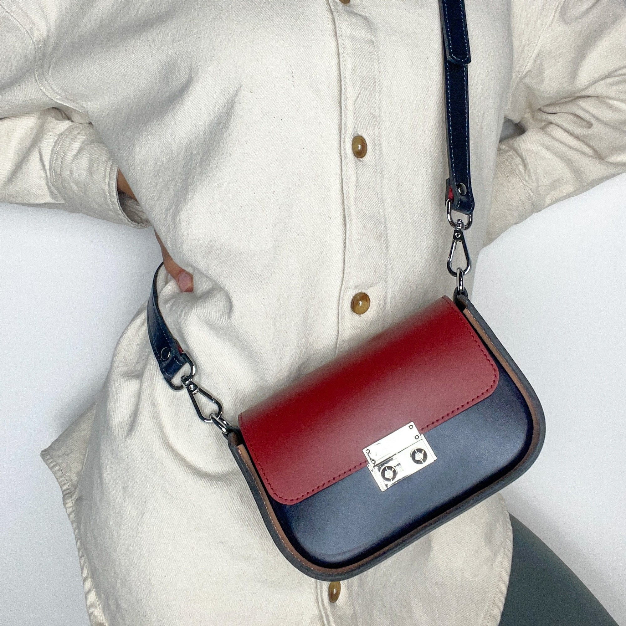 Leather Handbag for Woman, Crossbody Bag, Colorful Leather Purse, Shoulder Bag,  Lamponi Saddle One XS