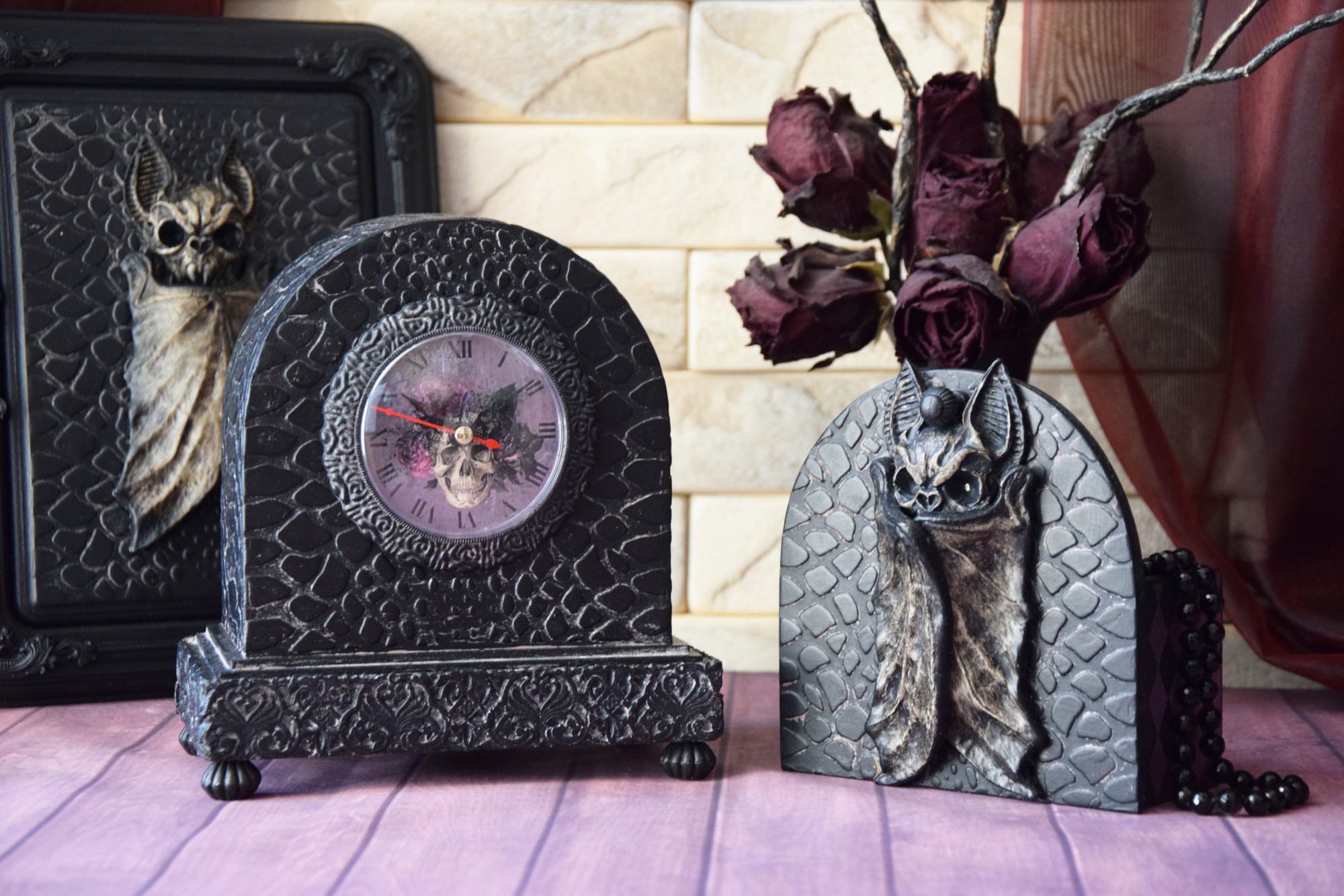 Mantel clock - mini chest of drawers with skull and bat