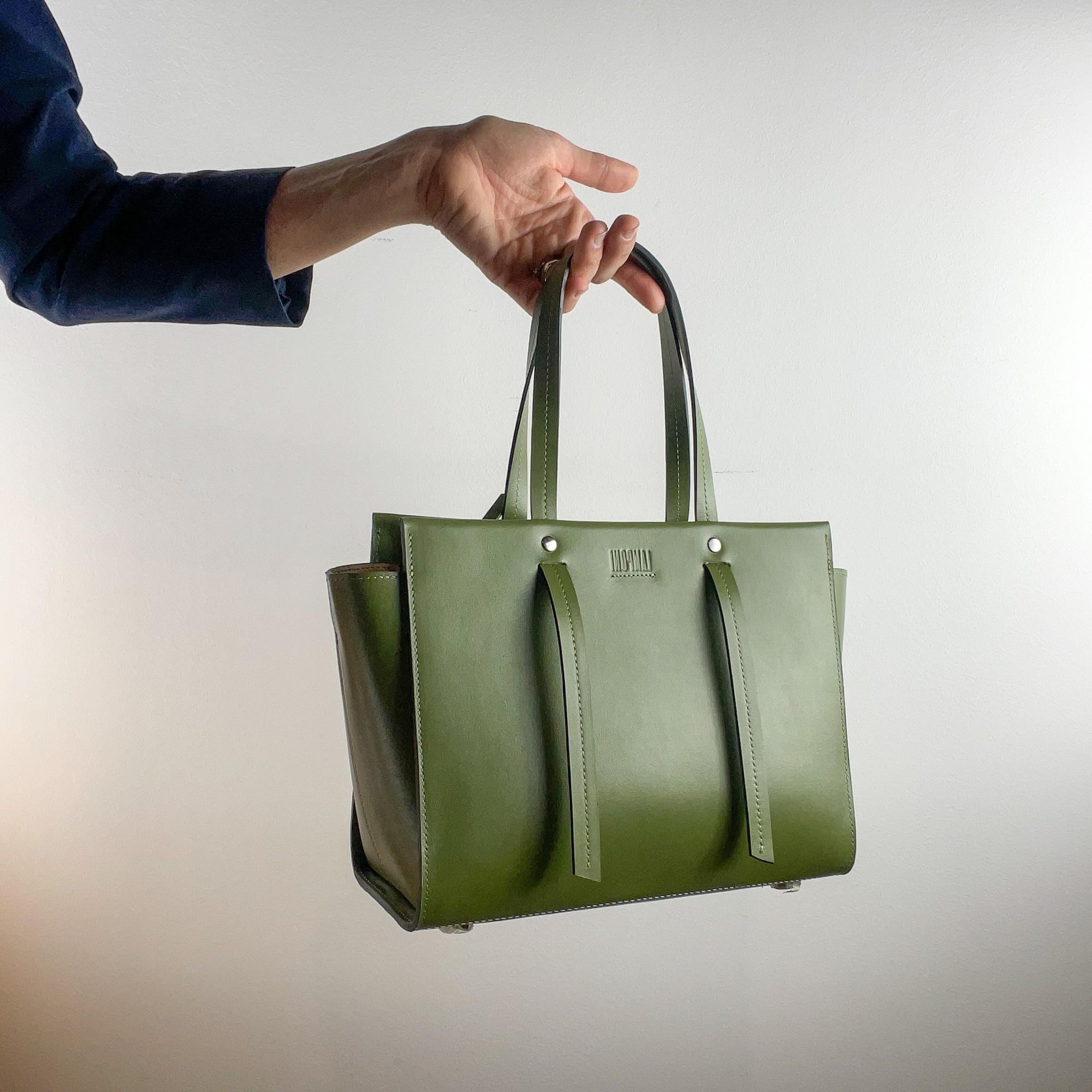 Green crossbody bag, Green leather purse, Top handle leather bag woman, Zipper leather handbag, Massanger bag for woman, Lamponi Trapez