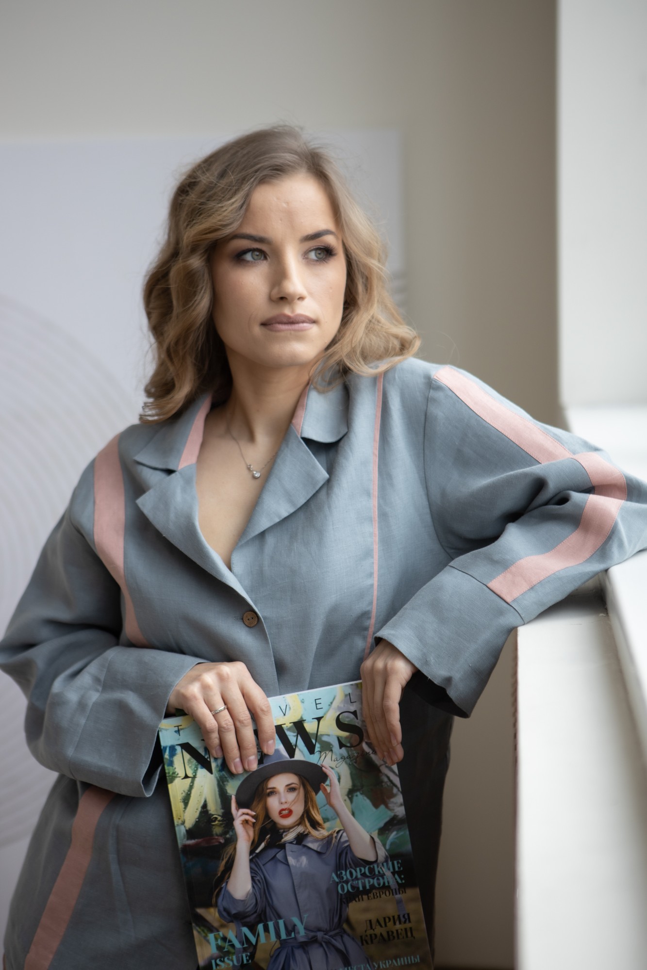 The comfortable home suit is made of hemp fabric 35173 from Hemp