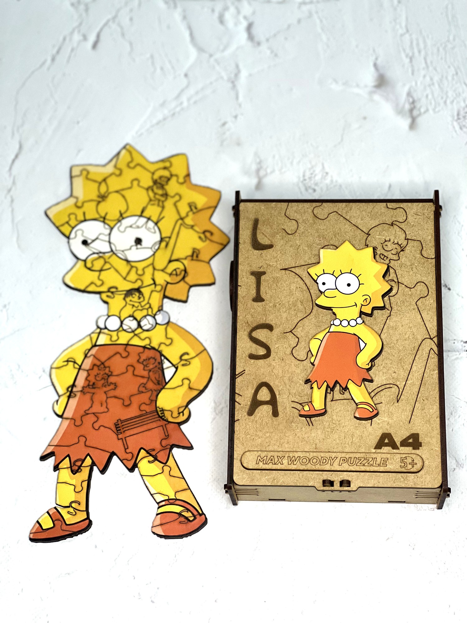 Wooden jigsaw puzzle "lisa" a4 size 52 pieces 36674 from Max Woody