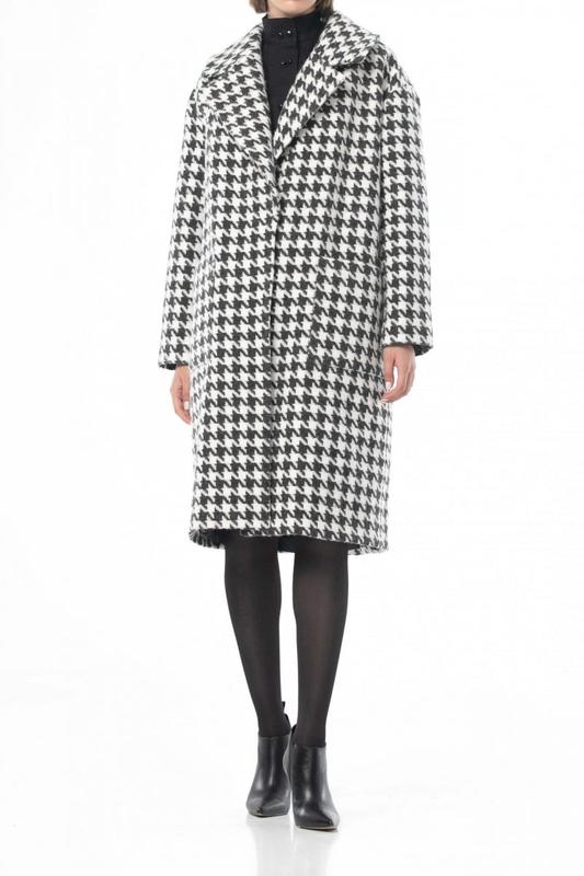 Free-cut gray and white houndstooth coat 500206 aLOT