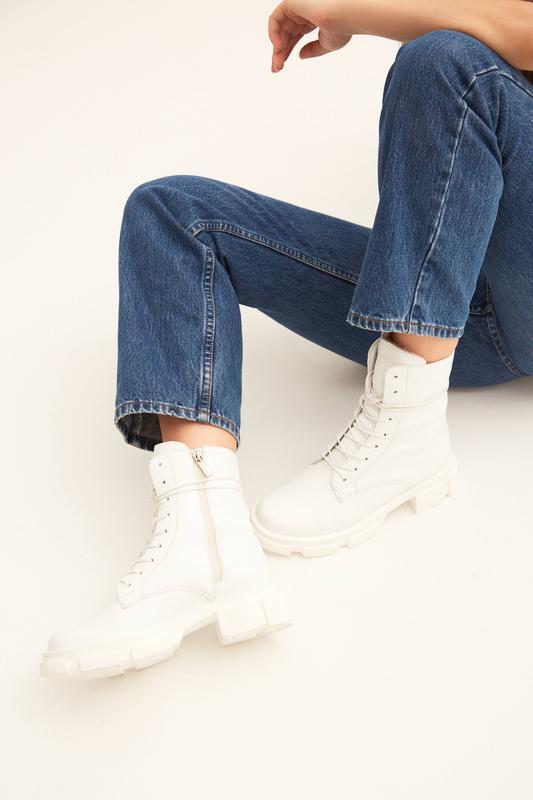 White leather urban boots