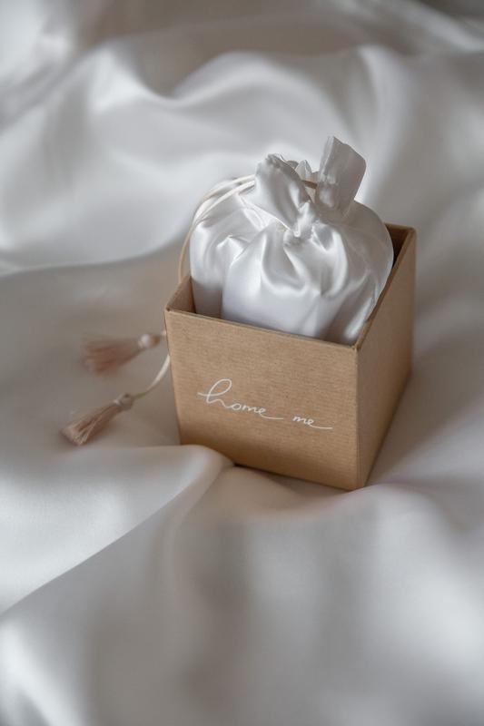 Elegant silk - pillowcases for healthy sleep "Lactic"