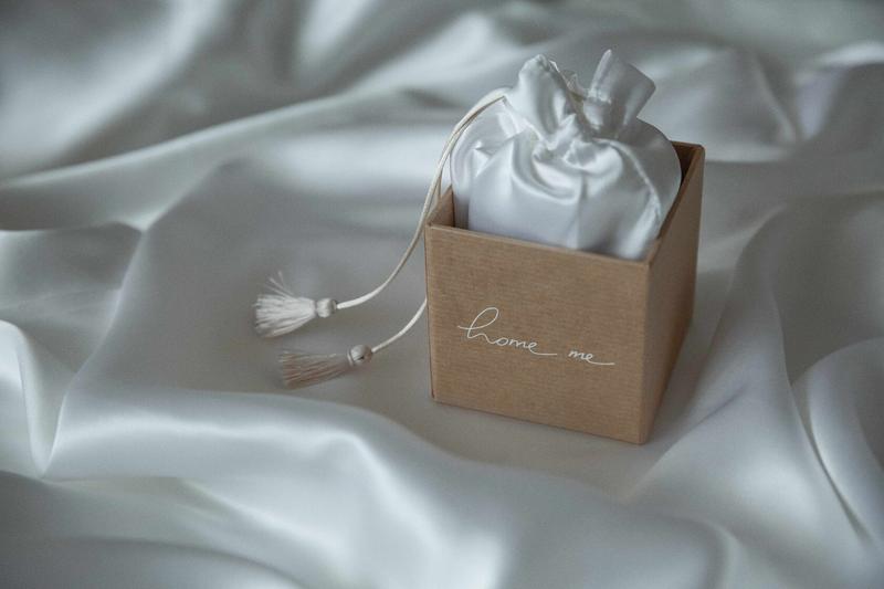 Elegant silk - pillowcases for healthy sleep "White"