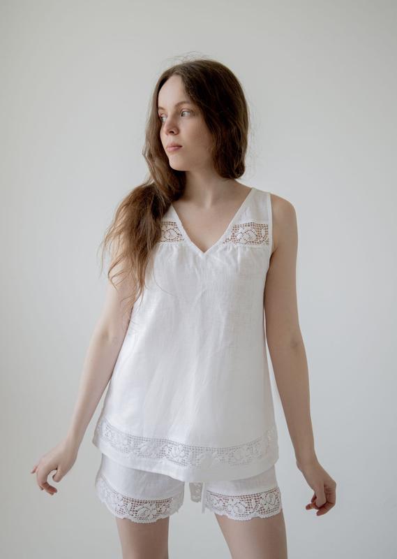 Linen pajamas with cotton lace. ethno collection