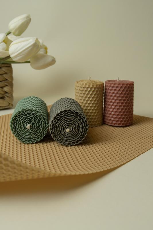 Set of 4 x 100% Pure BEESWAX mini-candles 6,5 cm x 4,5 cm