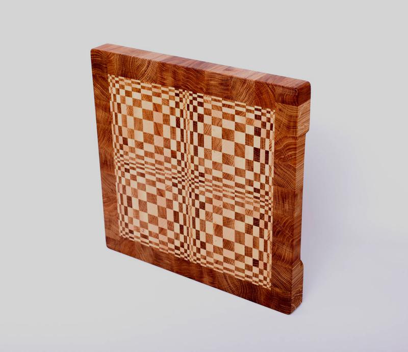 Kitchen end cutting board 3D from oak and maple LineWood