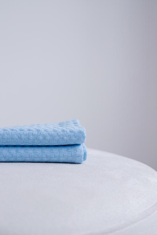Waffle towel made of linen and cotton blue. 2 piece set