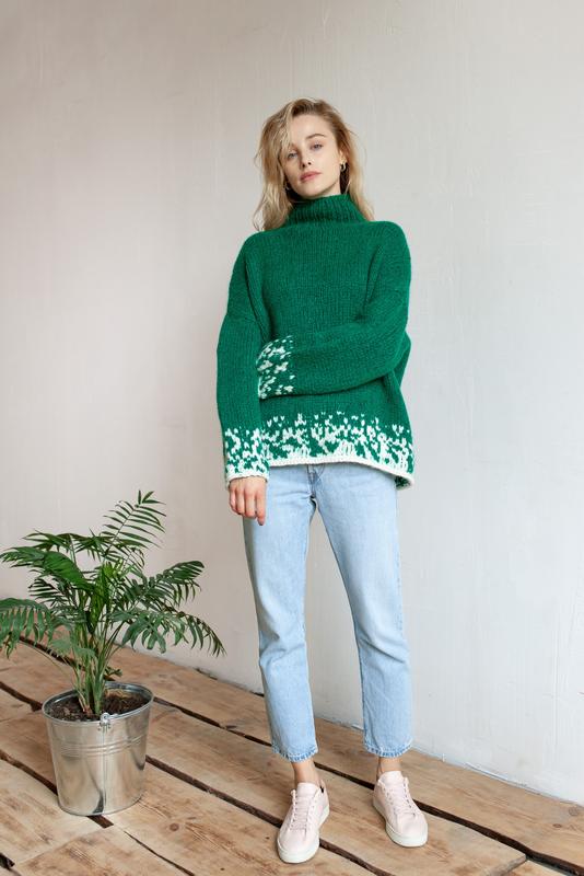 Green oversize hand-knitted sweater