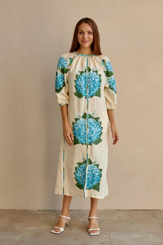 Mida's embroidered dress "Hortensia" Color - Cream