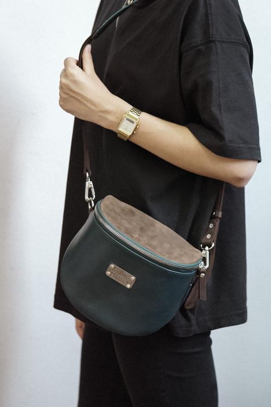 Leather crossbody bag for women