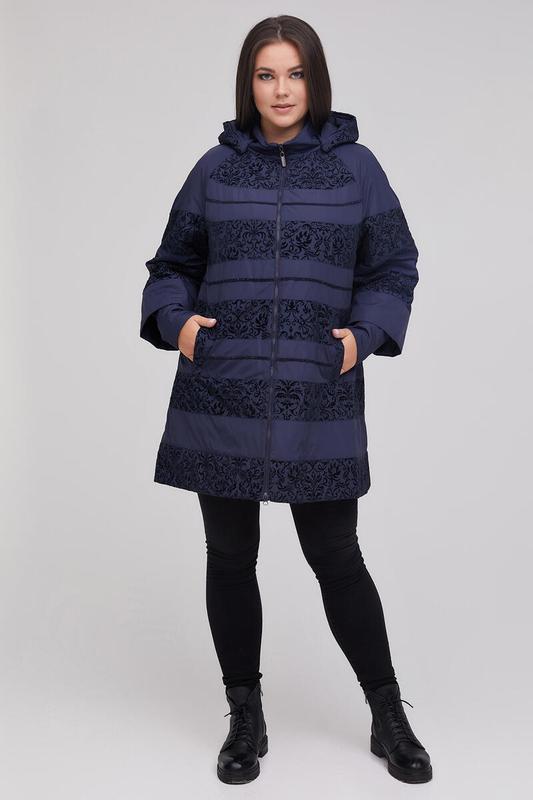 Women's demi-season coat of large sizes  48-72