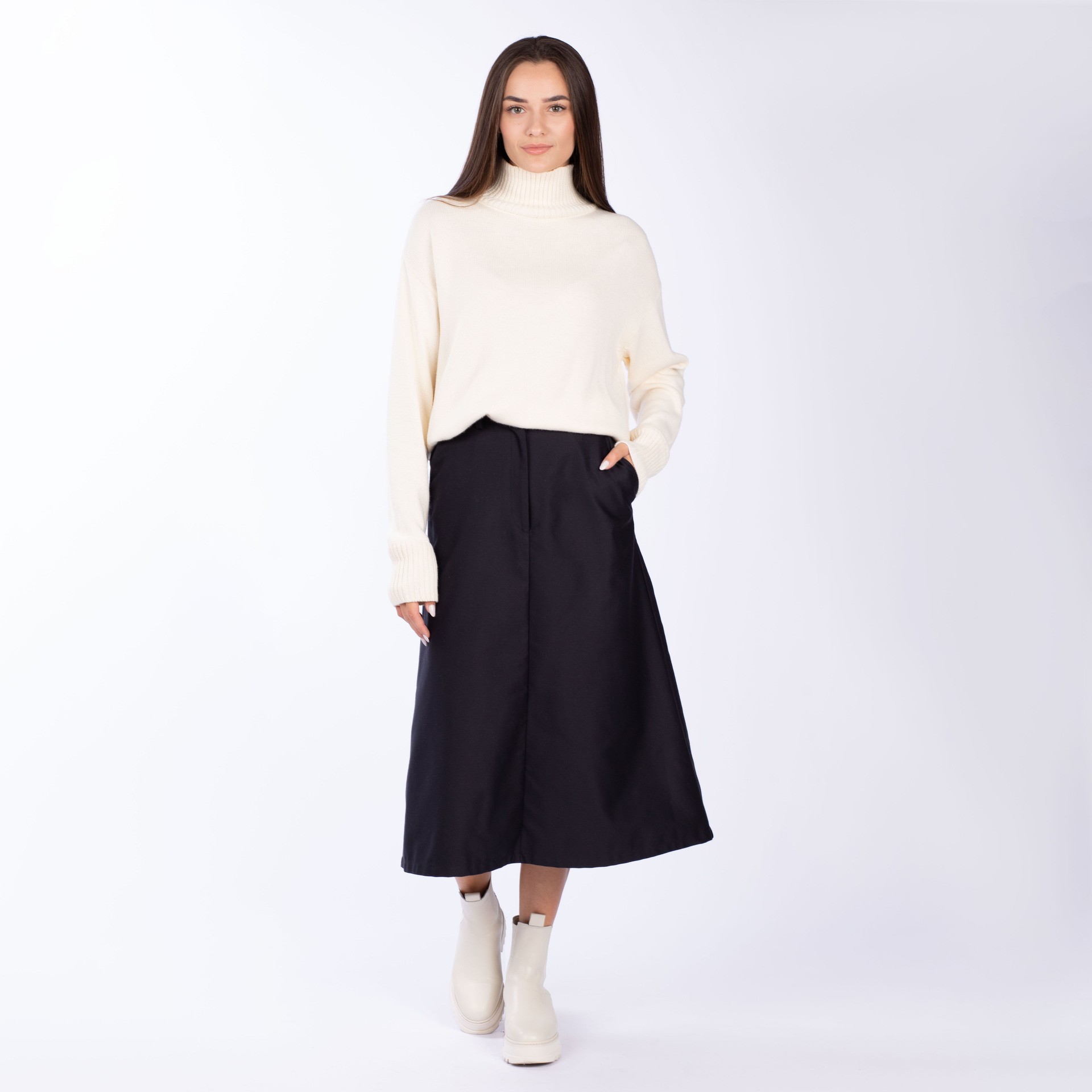 Woman’s skirt 175-22/00