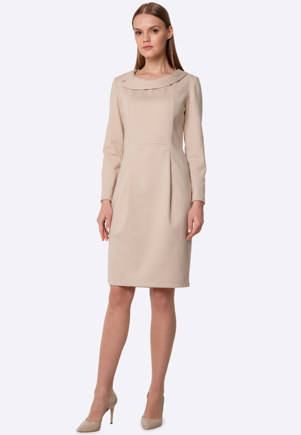 Warm dress with a decorative stand-up collar in ivory 5685