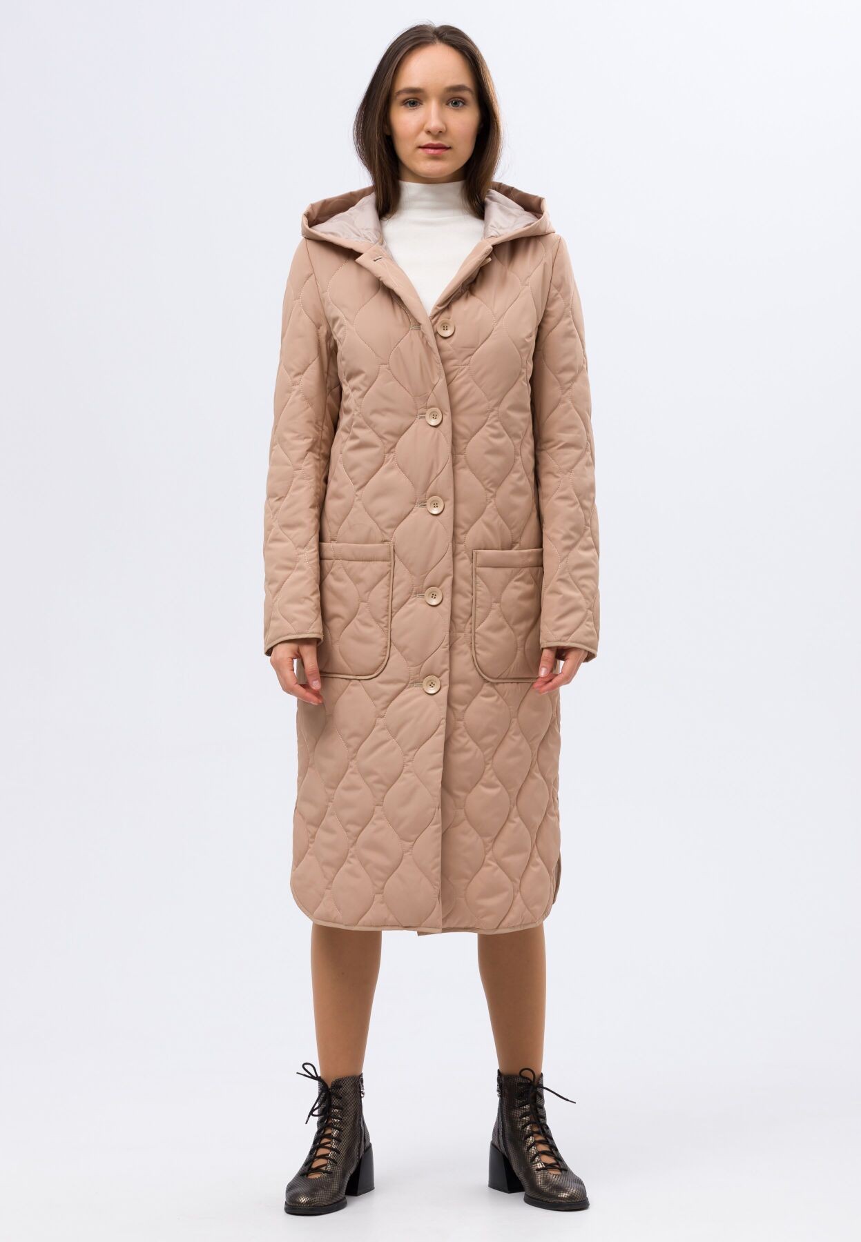 Warm quilted coat in beige shade 4421c