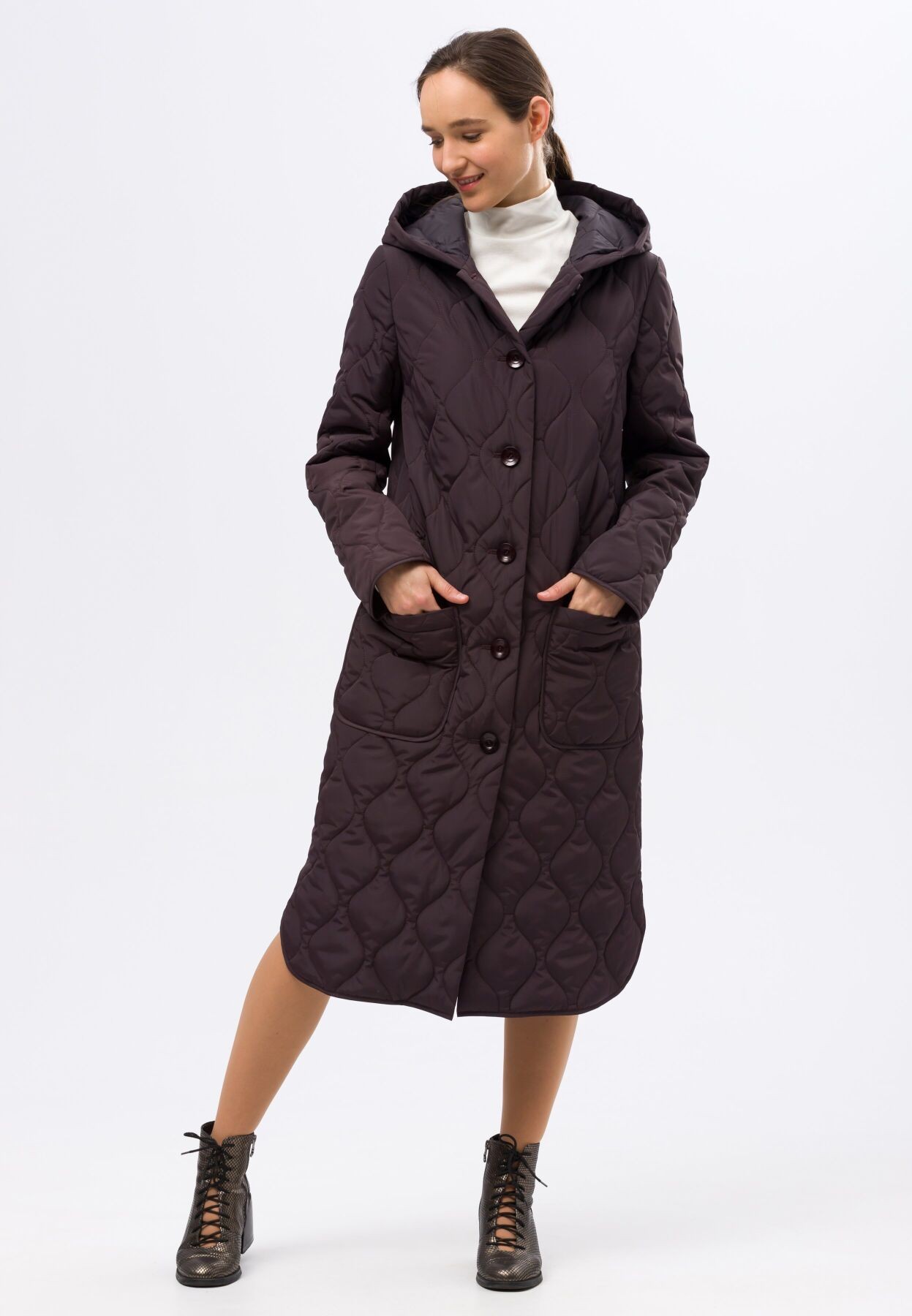 Warm quilted coat in dark chocolate shade 4421