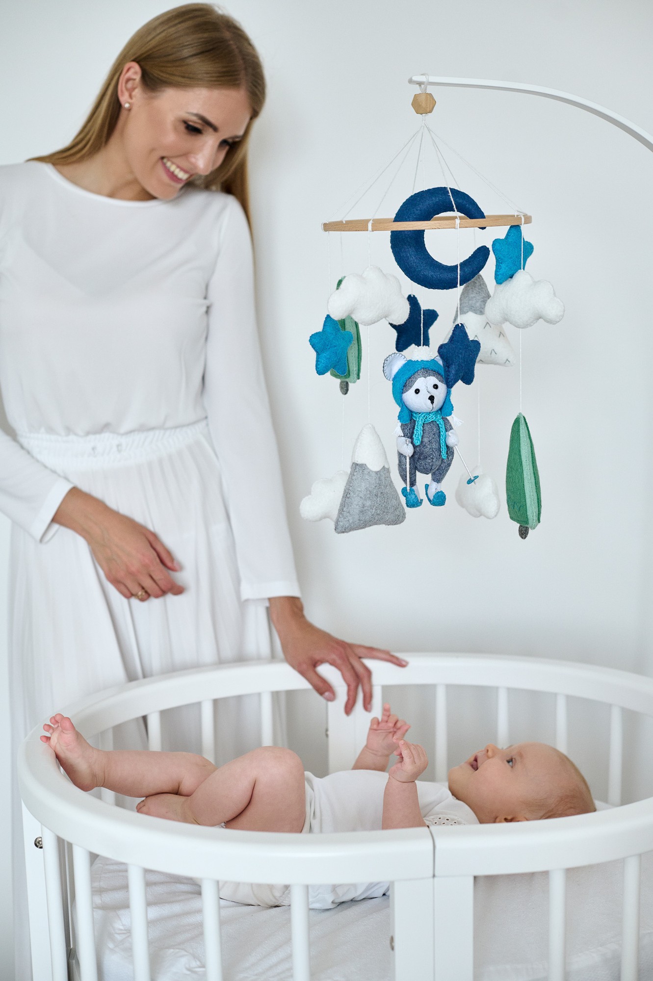 Musical baby mobile with bracket, Baby mobile "Gray wolf"