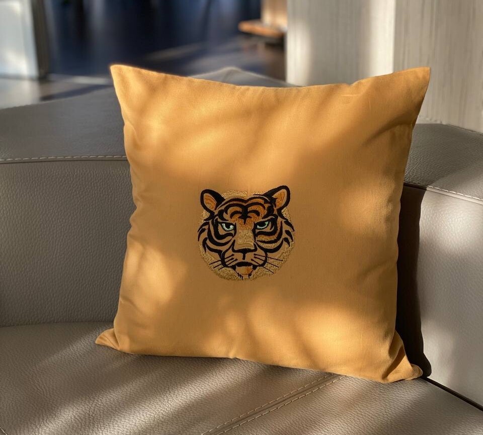 Decorative pillow Tiger 40*40